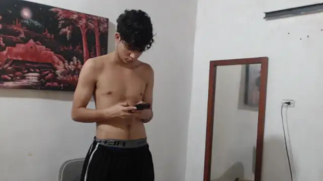 alice julls online show from 11.27.25