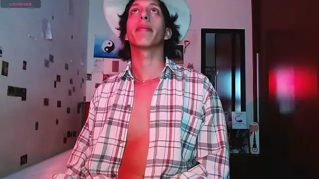 DannyPhantom555 online show from 12.01.25