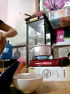 Snapshot of Dung-Thao19 chatting on 09.12.25 Dung-Thao19 online show from 09.12.25