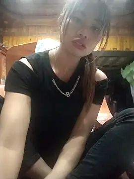 Snapshot of Dung-Thao19 chatting on 10.05.25 Dung-Thao19 online show from 10.05.25