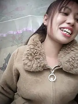 Snapshot of Dung-Thao19 chatting on 11.26.25 Dung-Thao19 online show from 11.26.25