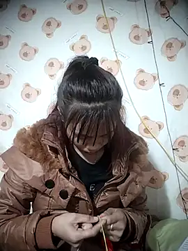 Snapshot of Dung-Thao19 chatting on 12.17.25 Dung-Thao19 online show from 12.17.25