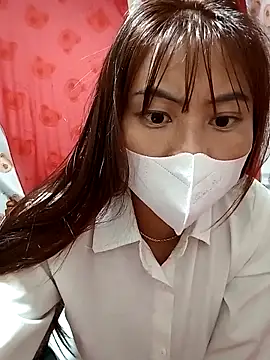 Snapshot of Dung-Thao19 chatting on 02.18.26 Dung-Thao19 online show from 02.18.26