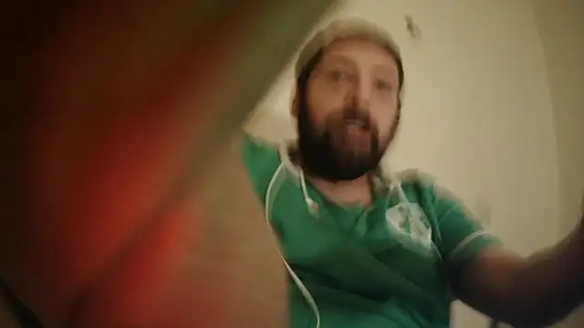 Snapshot of Big_Bi_Cub chatting on 11.16.25 Big Bi Cub online show from 11.16.25