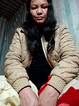 Snapshot of Love-Mama33 chatting on 01.12.26 Love-Mama33 online show from 01.12.26