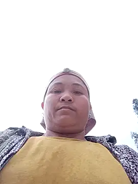 Snapshot of Love-Mama33 chatting on 02.11.26 Love-Mama33 online show from 02.11.26