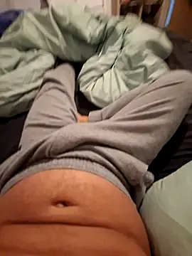 Snapshot of Yoaannn chatting on 09.17.25 Yoaannn online show from 09.17.25