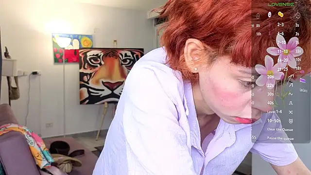 Snapshot of colette_e chatting on 05.31.26 colette e online show from 05.31.26