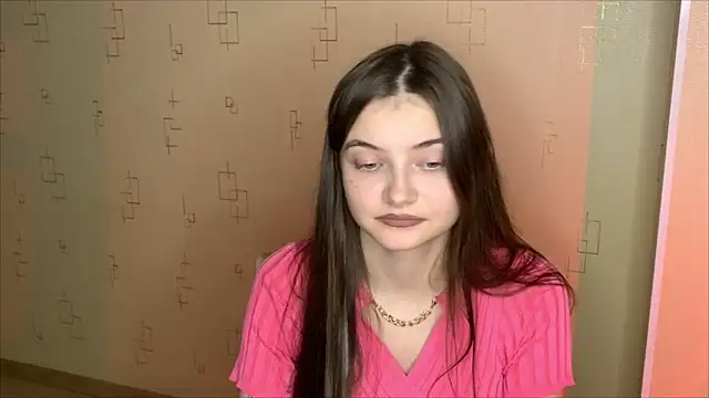 Snapshot of may_rollins chatting on 10.07.25 may rollins online show from 10.07.25