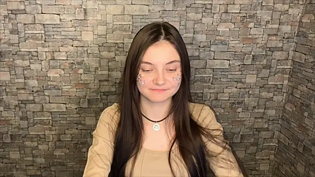 Snapshot of may_rollins chatting on 12.15.25 may rollins online show from 12.15.25