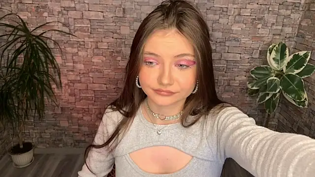 Snapshot of may_rollins chatting on 02.06.26 may rollins online show from 02.06.26