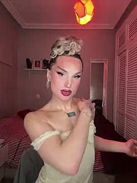 Snapshot of lacattiva chatting on 02.01.26 lacattiva online show from 02.01.26