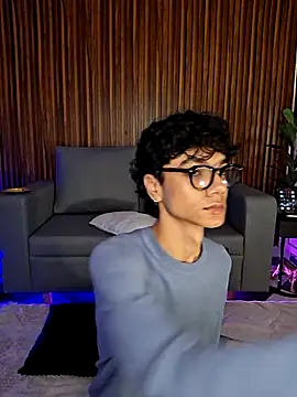 Phillicious   online show from 02.20.26