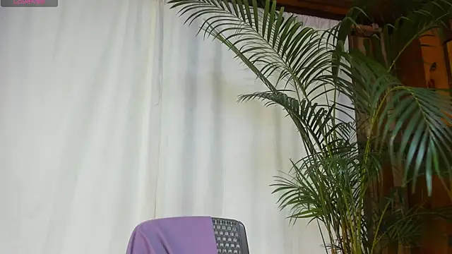 aliciakozlov online show from 05.14.26