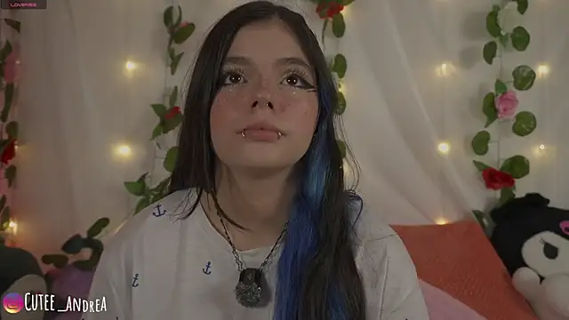 Snapshot of cutee_andrea chatting on 07.12.26 cutee andrea online show from 07.12.26