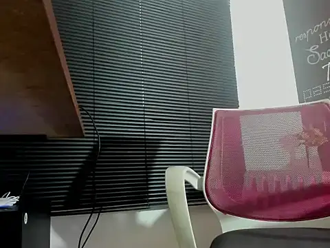 Megam  online show from 09.10.25