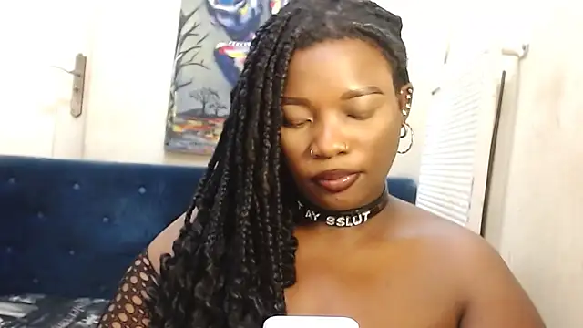 Snapshot of CurvyCocoxxx chatting on 02.11.26 CurvyCocoxxx online show from 02.11.26