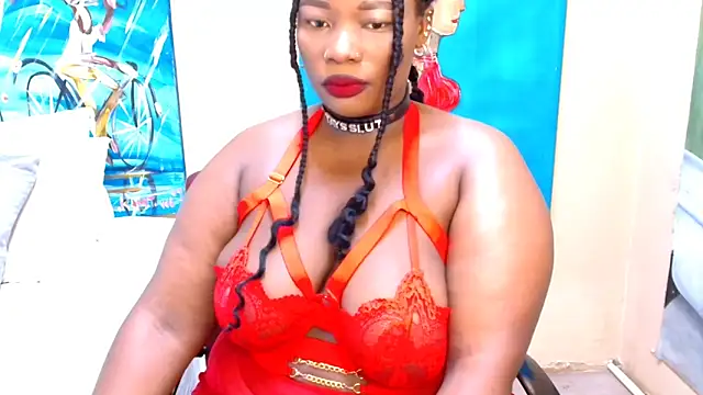 Snapshot of CurvyCocoxxx chatting on 02.13.26 CurvyCocoxxx online show from 02.13.26