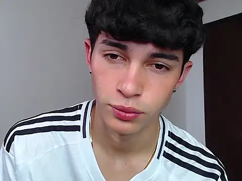 Snapshot of john_vichenso chatting on 09.25.25 john vichenso online show from 09.25.25