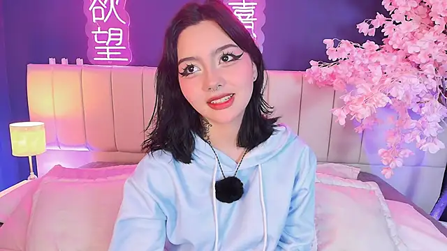 Shizuko  online show from 02.20.26