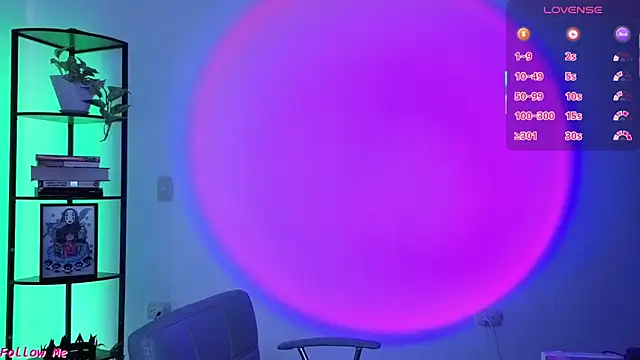 girldom online show from 03.17.26