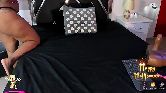 Michelle Lewis  online show from 10.31.25