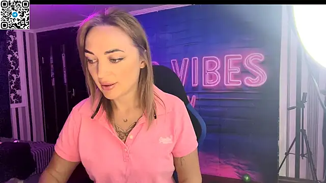 Blonde Temptation online show from 09.12.25