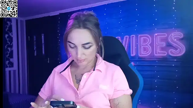 Blonde Temptation online show from 09.12.25