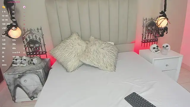 Dani rosse  online show from 10.30.25