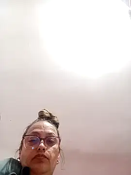 Lady 16 online show from 02.25.26