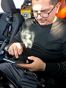 lucho8690 online show from 10.14.25