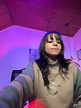 Eymmy 24 online show from 10.21.25