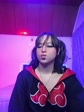 Eymmy 24 online show from 11.16.25