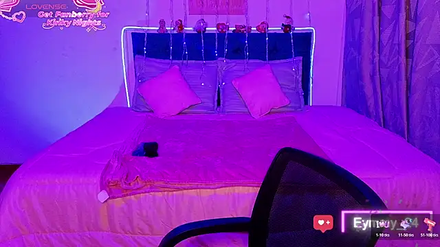 Eymmy 24 online show from 11.30.25