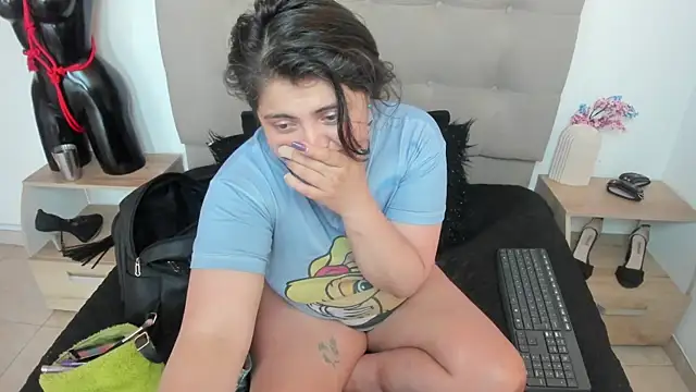 TifanyAmazinng online show from 09.08.25