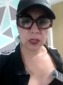 SweetCatheryne online show from 07.10.26