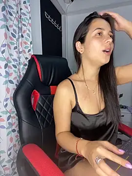 Snapshot of dalianataba chatting on 10.10.25 dalianataba online show from 10.10.25