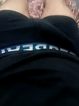 BRAYAN  22 online show from 10.24.25