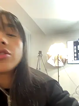 Aleja ruizz online show from 10.26.25