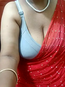 Snapshot of tami_lavanya chatting on 09.09.25 tami lavanya online show from 09.09.25