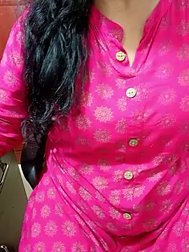 Snapshot of tami_lavanya chatting on 09.15.25 tami lavanya online show from 09.15.25