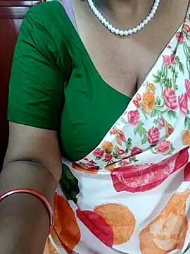 Snapshot of tami_lavanya chatting on 09.21.25 tami lavanya online show from 09.21.25