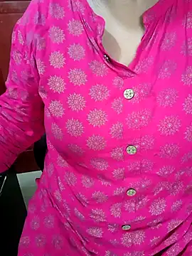 Snapshot of tami_lavanya chatting on 09.30.25 tami lavanya online show from 09.30.25