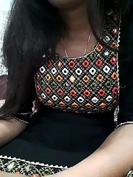 Aarti-kumri online show from 01.15.26