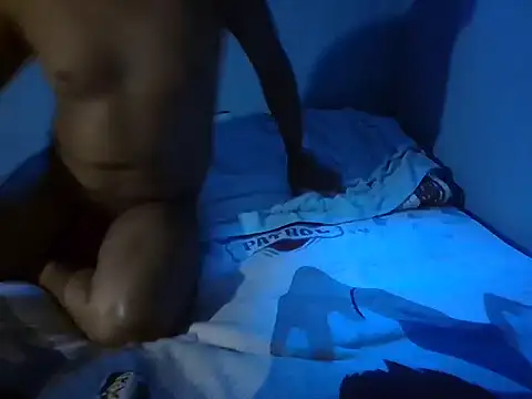 Snapshot of sexoso97@xh chatting on 10.15.25 sexoso97xh online show from 10.15.25