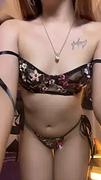 ZeziGamingg online show from 06.03.26