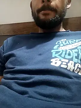 Snapshot of mayur_raaje chatting on 05.18.26 mayur raaje online show from 05.18.26