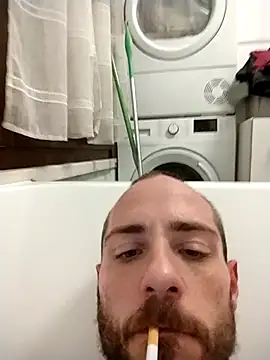 Snapshot of Baldassarre1990 chatting on 10.31.25 Baldassarre1990 online show from 10.31.25