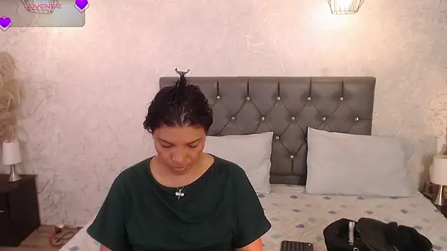 Serena Houstonn online show from 08.04.26