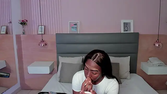  emma willliams  online show from 02.03.26